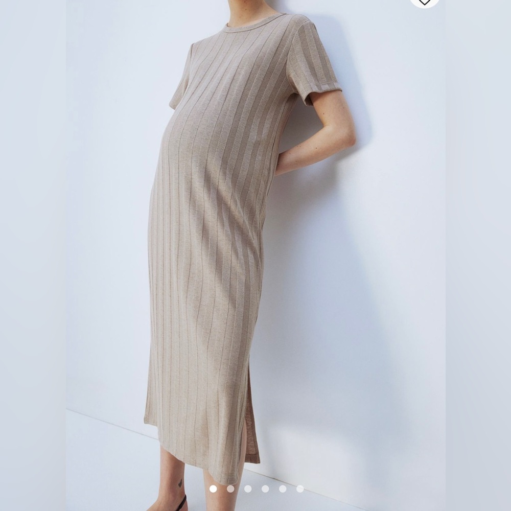 Maternity ribbed dress NWOT